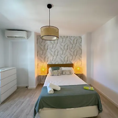 Santa Lucia 2 Bedrooms Apartment Málaga Buitenkant foto